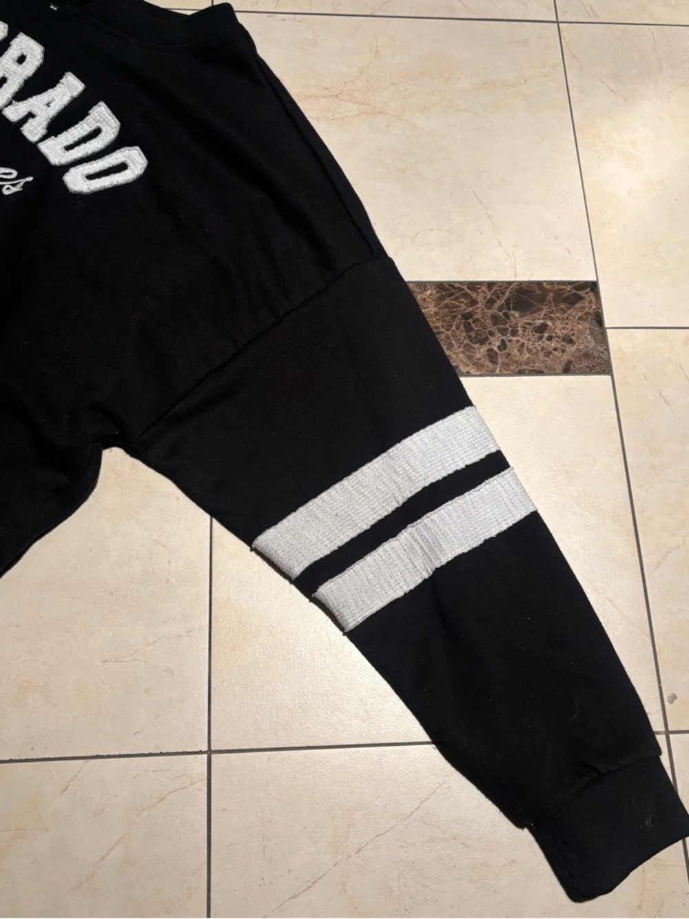 MV Sport Black 'Colorado Buffaloes' Embroidered Sweatshirt - Picture 3 of 5